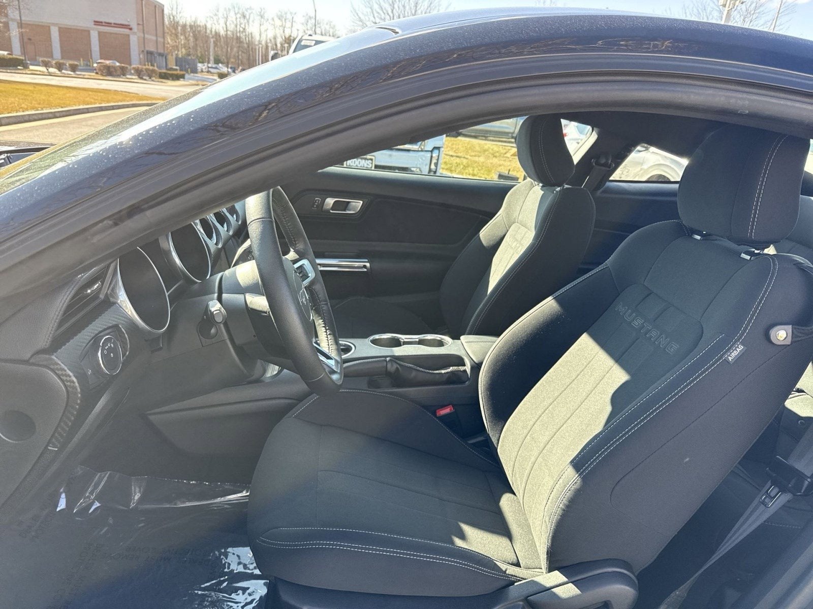 2022 Ford Mustang EcoBoost