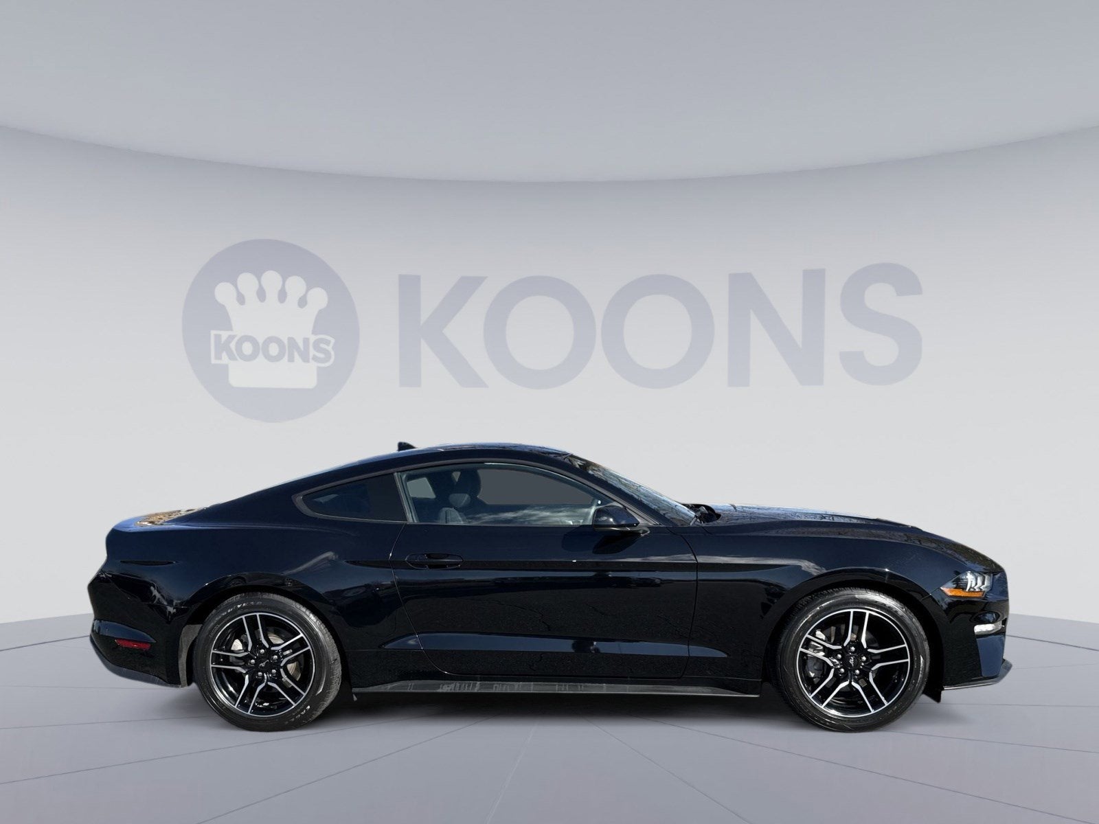 2022 Ford Mustang EcoBoost