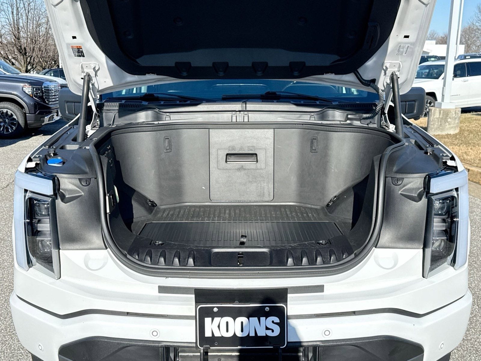 2023 Ford F-150 Lightning Pro