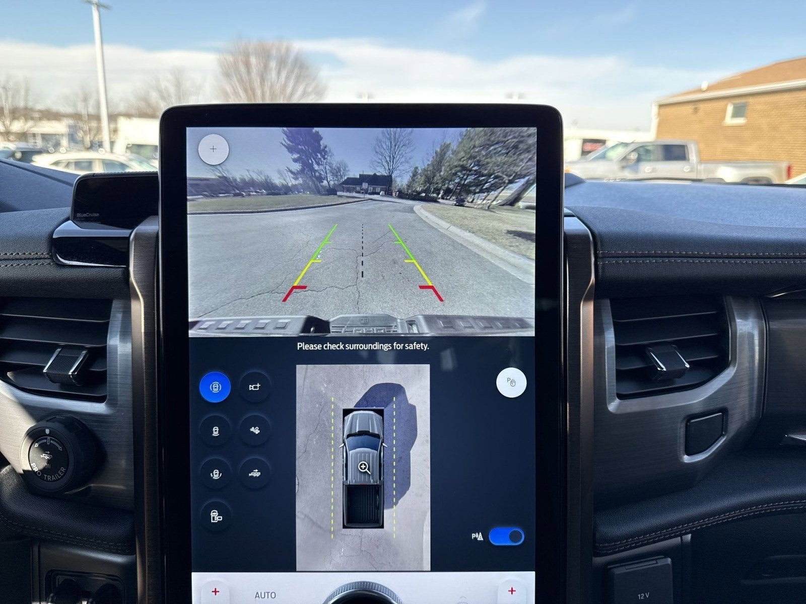 2023 Ford F-150 Lightning Pro