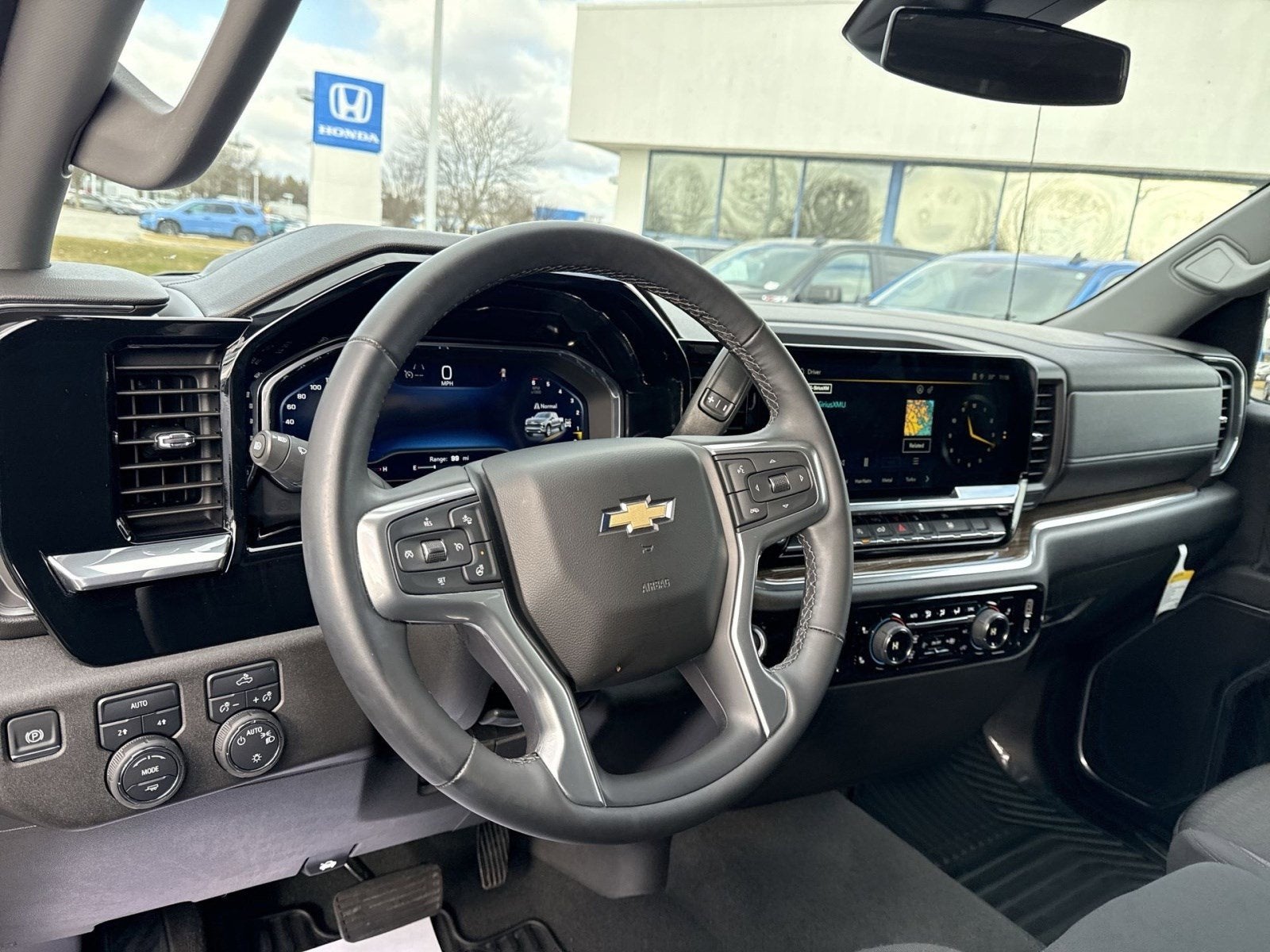 2025 Chevrolet Silverado 1500 LT (2FL)