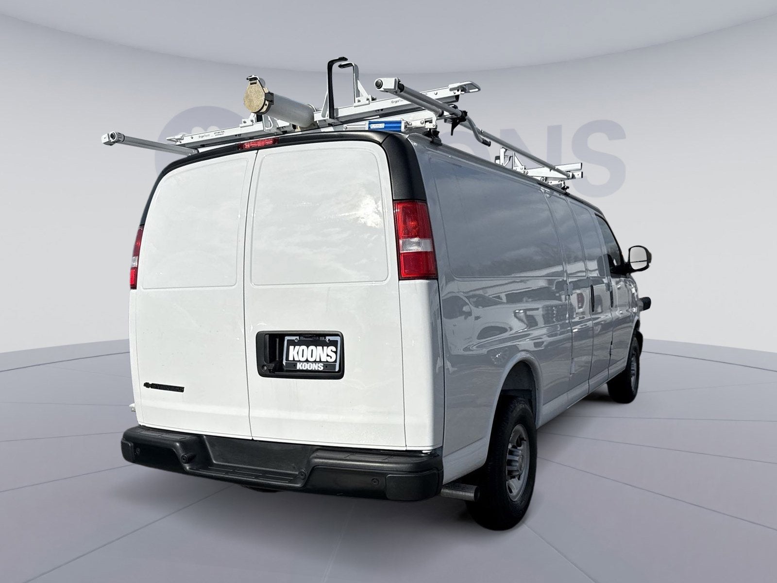 2025 Chevrolet Express Cargo 2500 WT