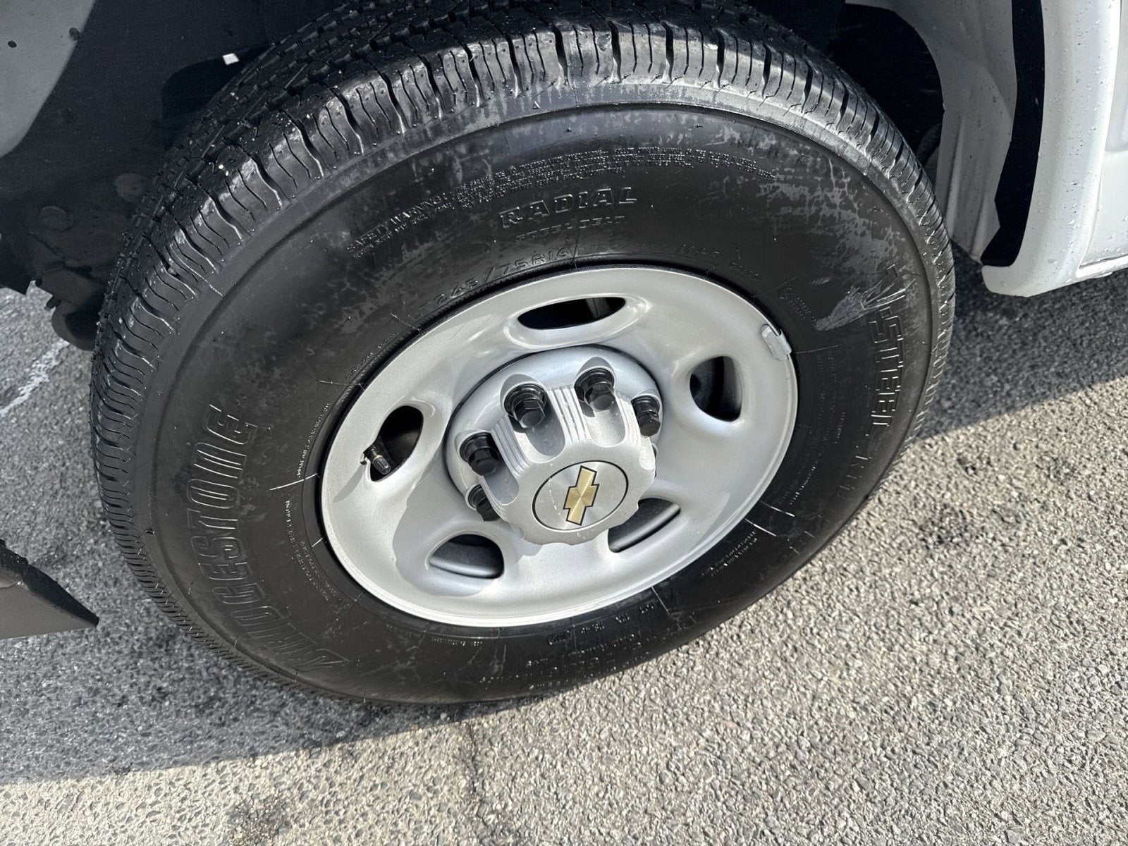 2025 Chevrolet Express Cargo 2500 WT