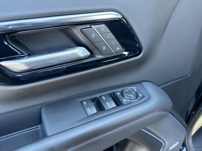 2025 Chevrolet Suburban RST