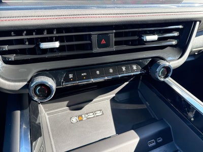 2025 Chevrolet Suburban RST