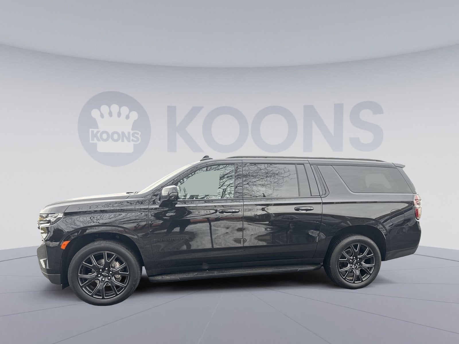 2023 Chevrolet Suburban RST