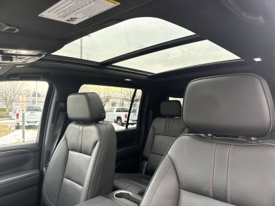 2023 Chevrolet Suburban RST