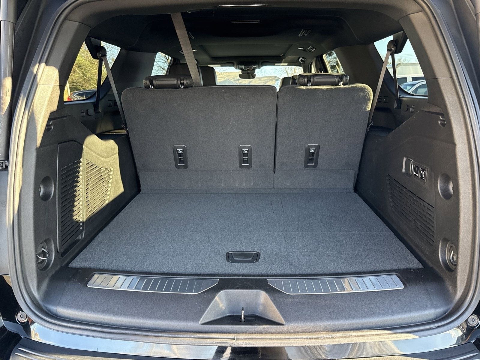 2024 Chevrolet Suburban High Country