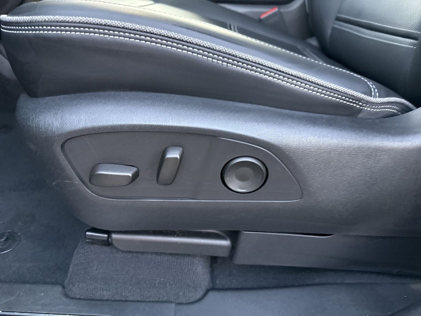 2024 GMC Sierra EV Denali Edition 1