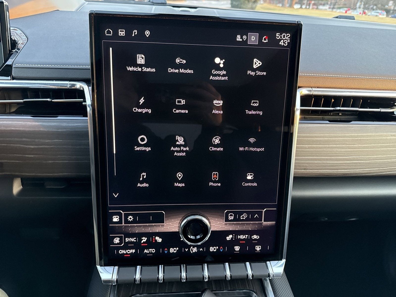 2024 GMC Sierra EV Denali Edition 1