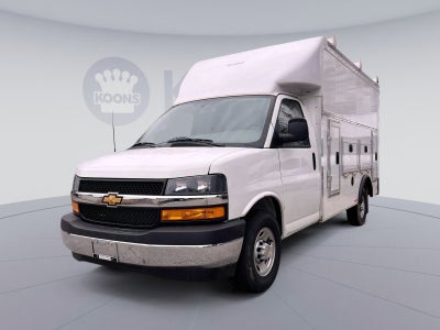 2025 Chevrolet Express Cutaway 3500 1WT