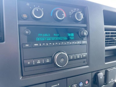 2025 Chevrolet Express Cutaway 3500 1WT