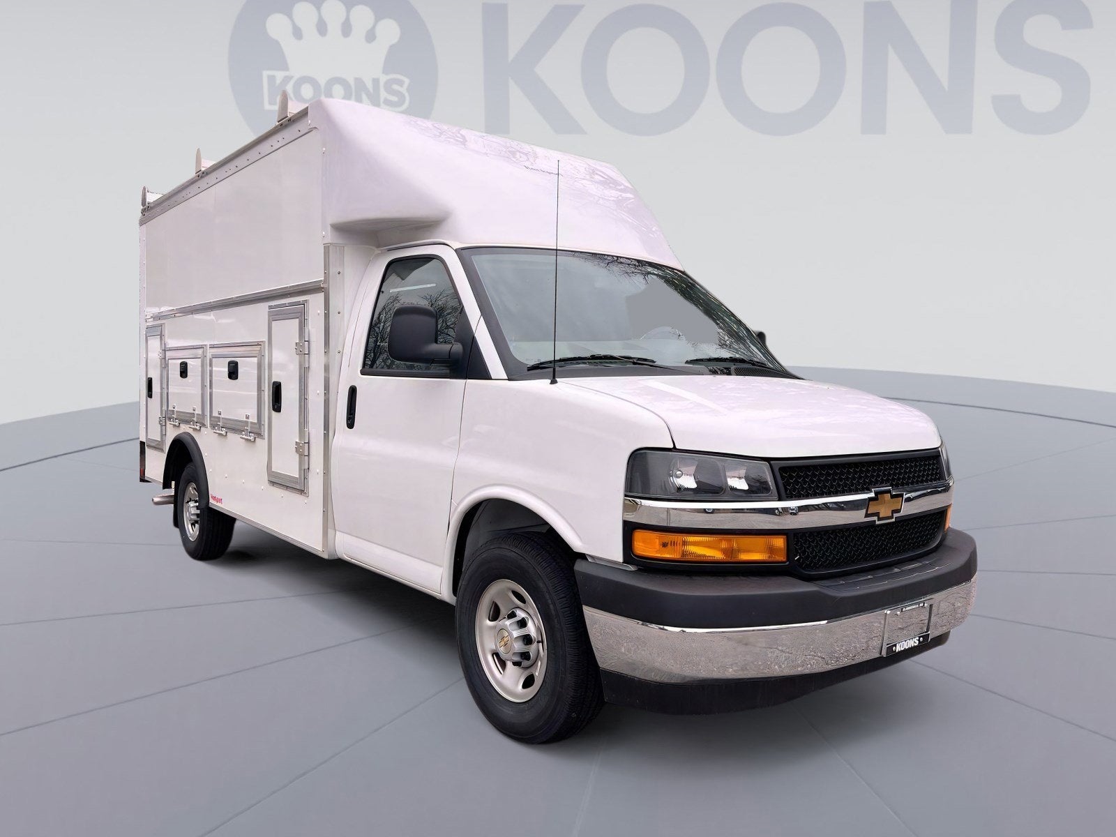 2025 Chevrolet Express Cutaway 3500 1WT