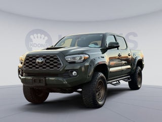 2022 Toyota Tacoma 4WD SR