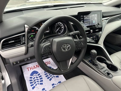 2024 Toyota Camry Hybrid SE
