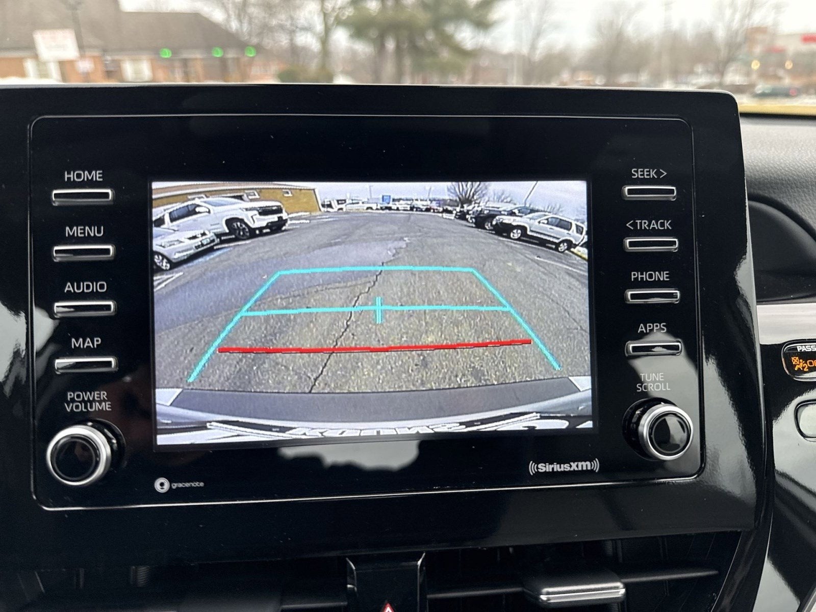 2024 Toyota Camry Hybrid SE