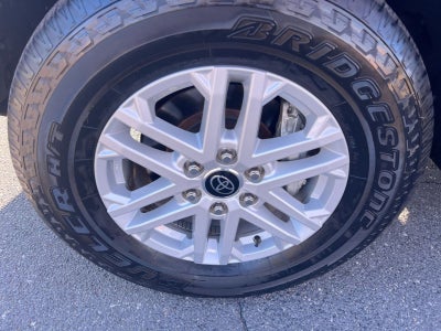 2023 Toyota Tundra 4WD SR5