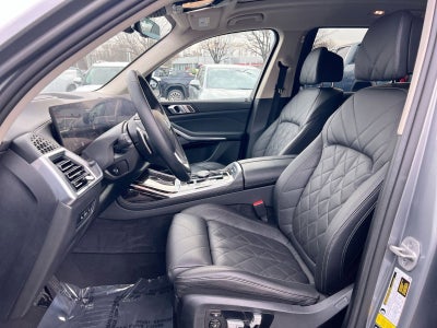 2024 BMW X7 xDrive40i