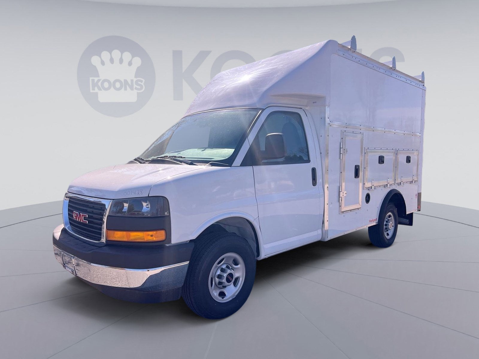 2025 GMC Savana Cutaway 3500 1WT