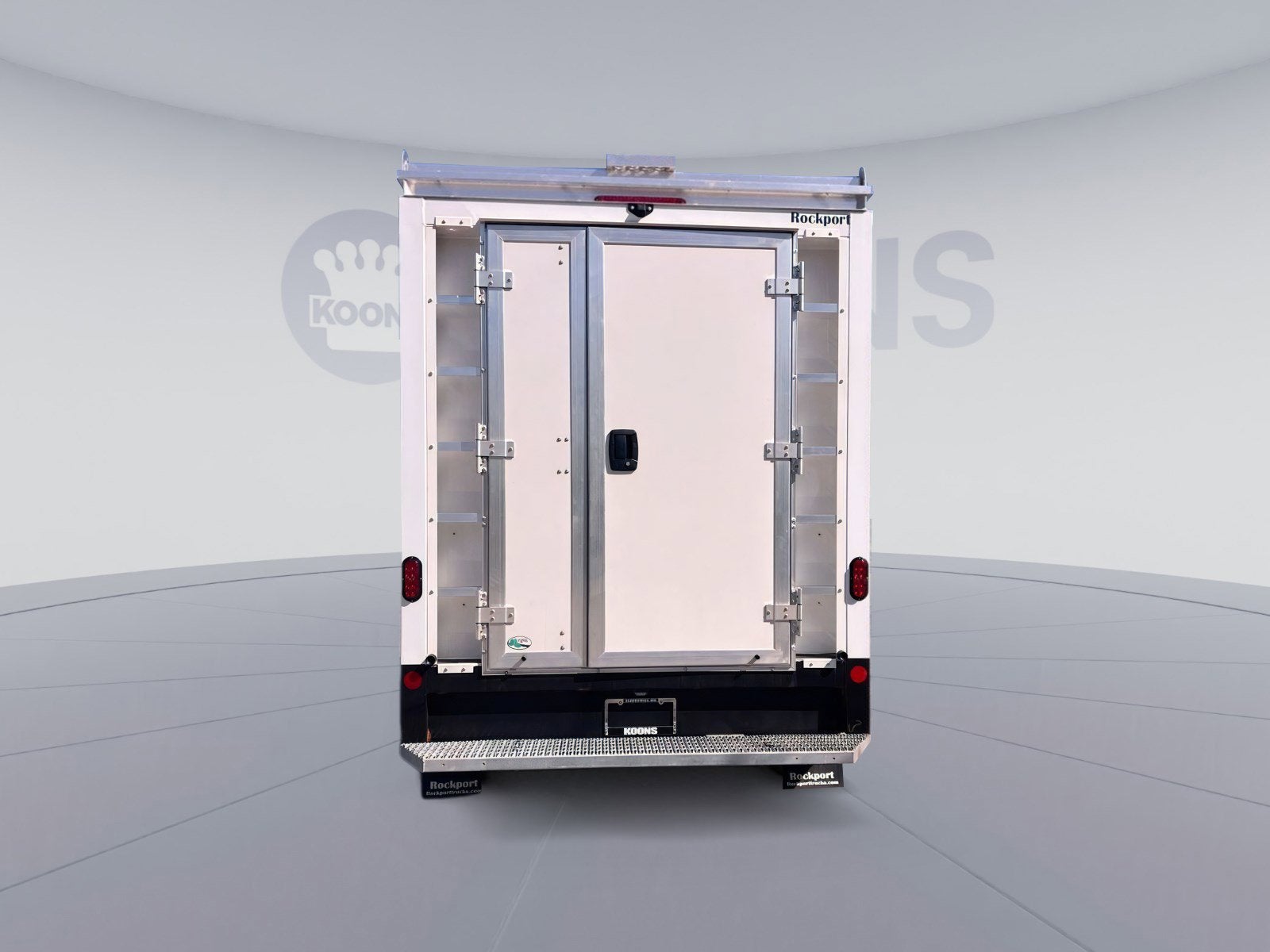 2025 GMC Savana Cutaway 3500 1WT