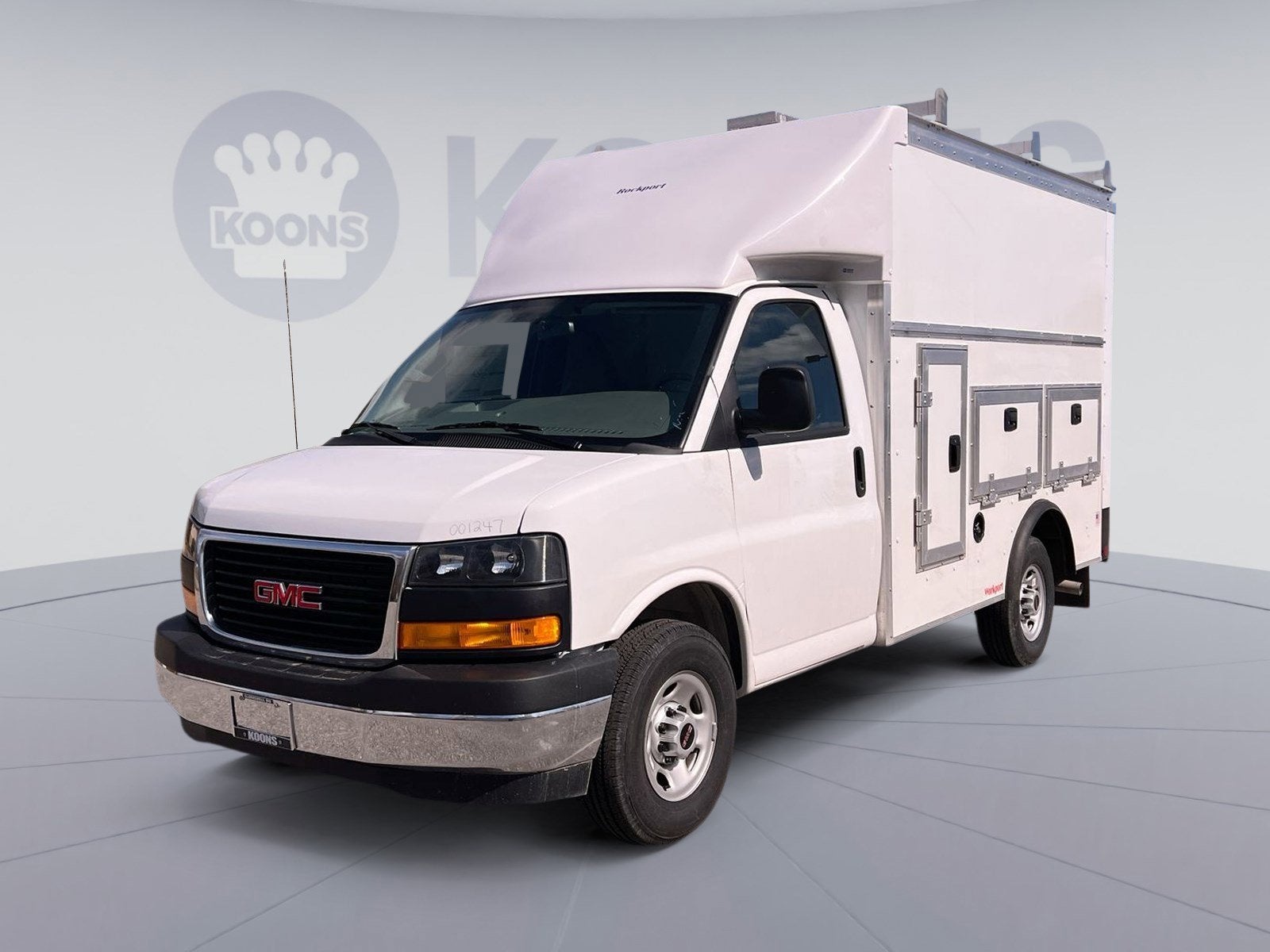 2025 GMC Savana Cutaway 3500 1WT