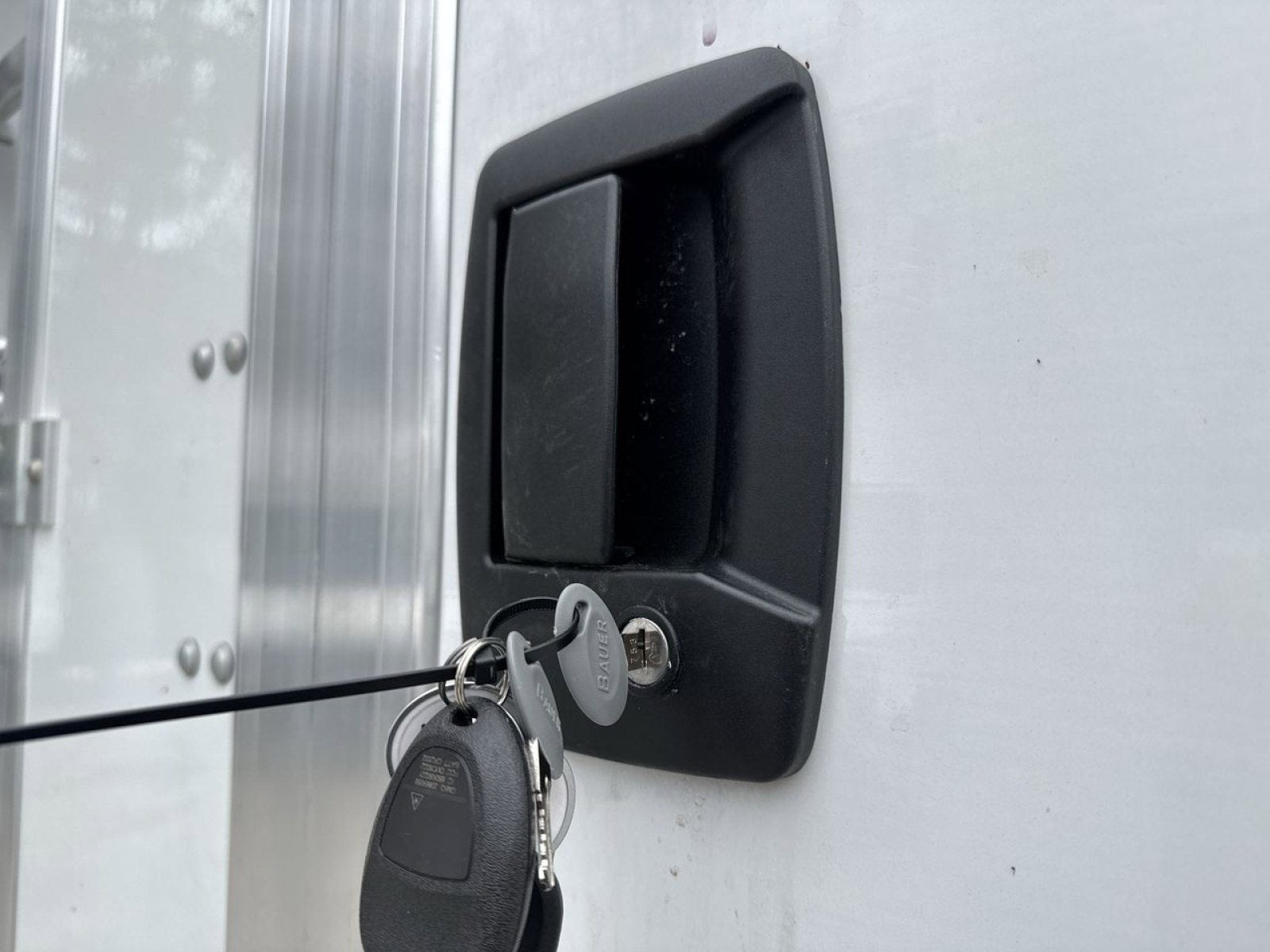 2025 GMC Savana Cutaway 3500 1WT