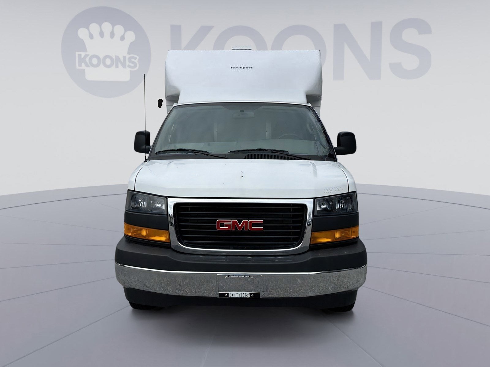 2025 GMC Savana Cutaway 3500 1WT