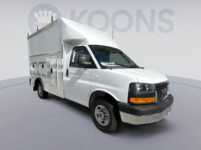 2025 GMC Savana Cutaway 3500 1WT