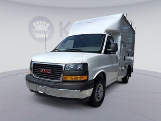 2025 GMC Savana Cutaway 3500 1WT