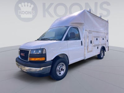 2025 GMC Savana Cutaway 3500 1WT