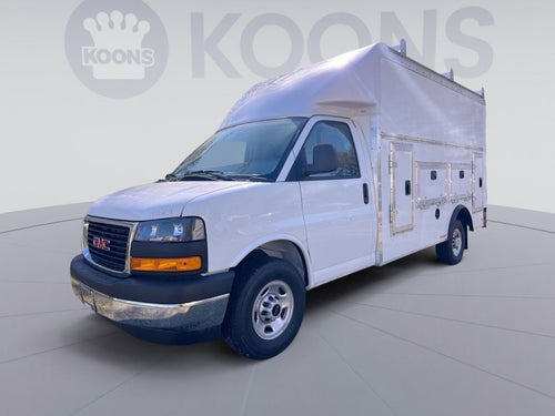 2025 GMC Savana Cutaway 3500 1WT