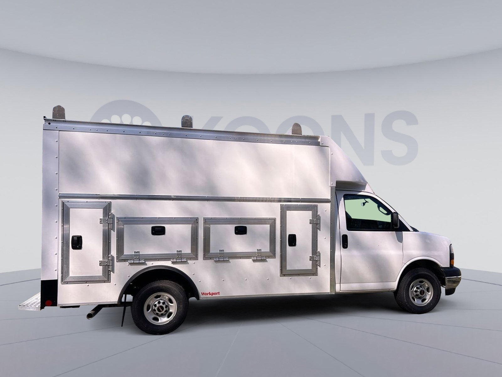 2025 GMC Savana Cutaway 3500 1WT