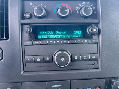 2025 GMC Savana Cutaway 3500 1WT