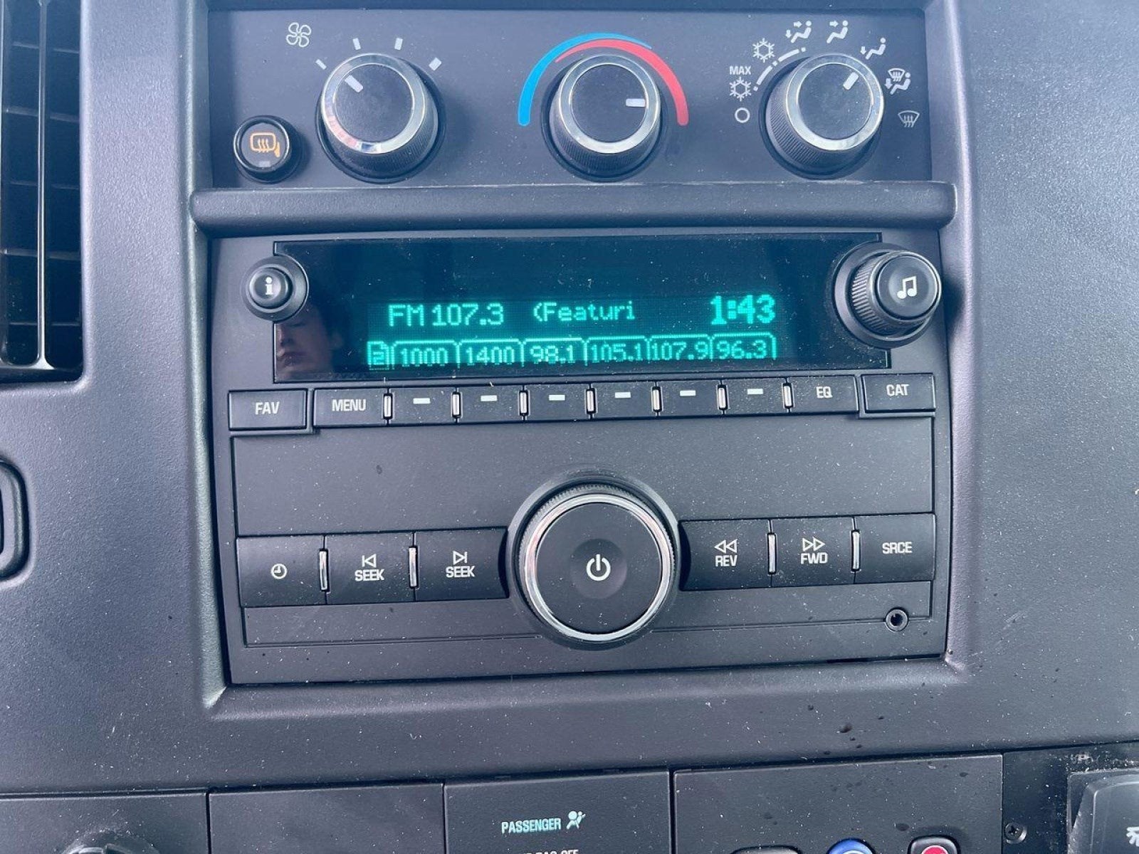 2025 GMC Savana Cutaway 3500 1WT