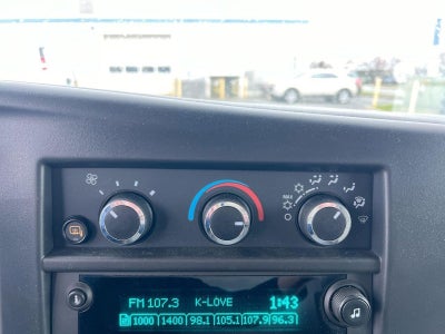 2025 GMC Savana Cutaway 3500 1WT