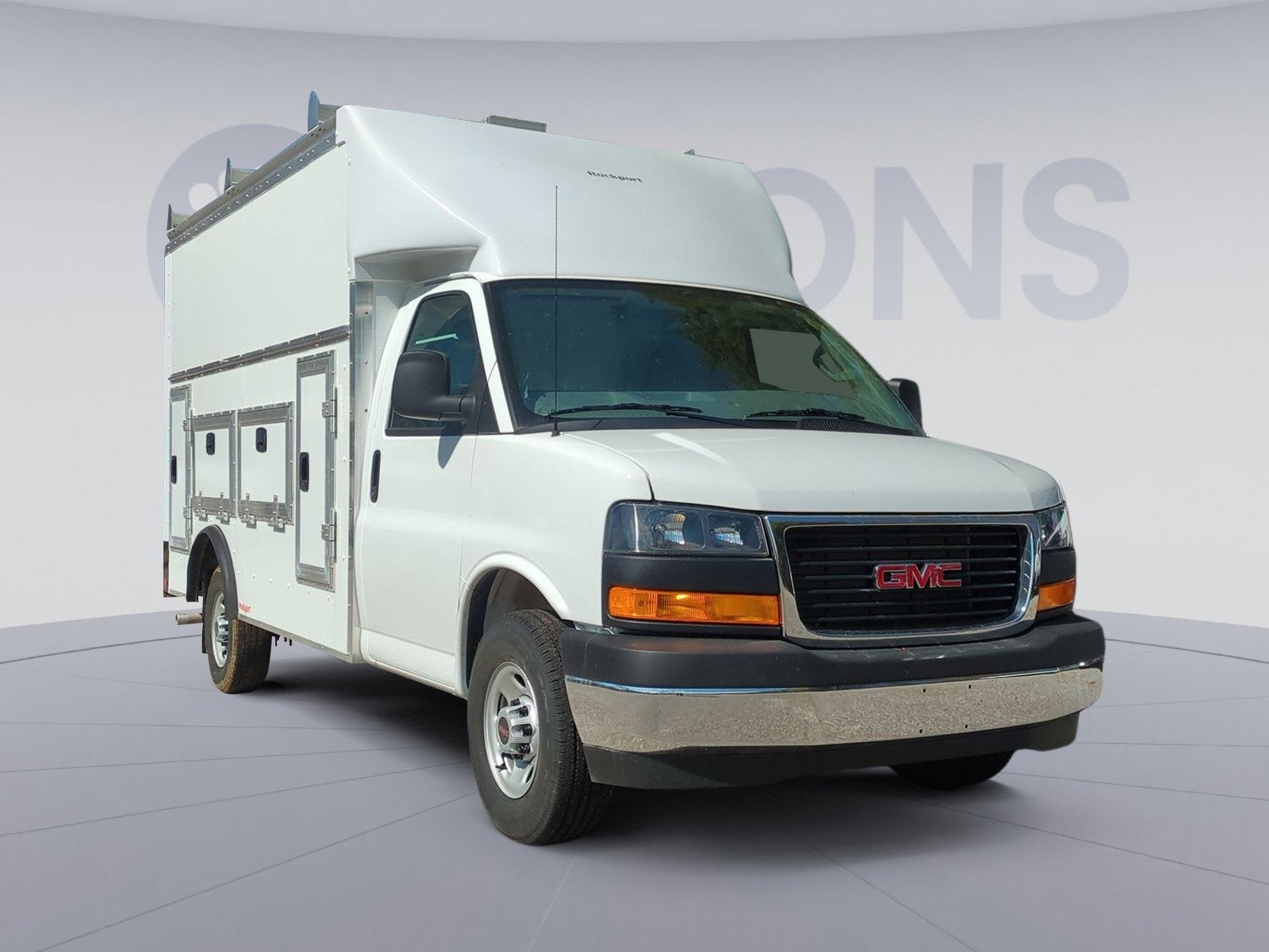 2025 GMC Savana Cutaway 3500 1WT